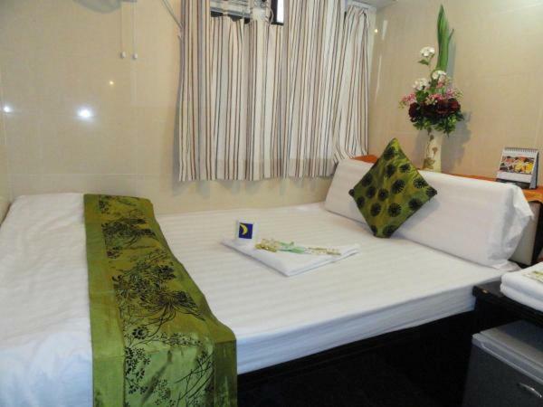 Dhillon Hotel -Paris Guest House Reception 10Th Floor Block E هونغ كونغ المظهر الخارجي الصورة