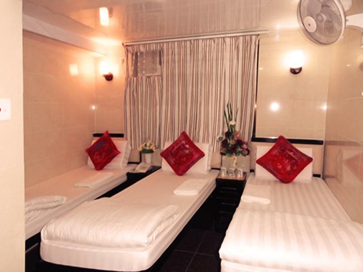 Dhillon Hotel -Paris Guest House Reception 10Th Floor Block E هونغ كونغ المظهر الخارجي الصورة