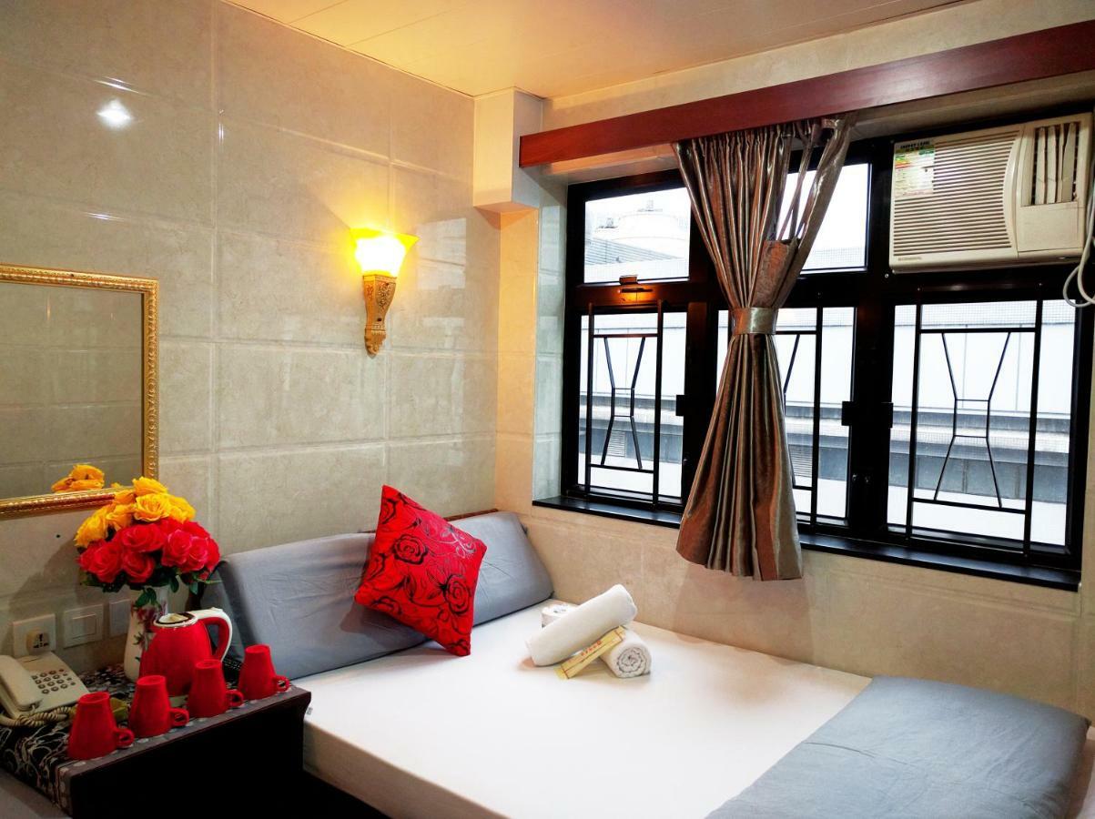 Dhillon Hotel -Paris Guest House Reception 10Th Floor Block E هونغ كونغ المظهر الخارجي الصورة